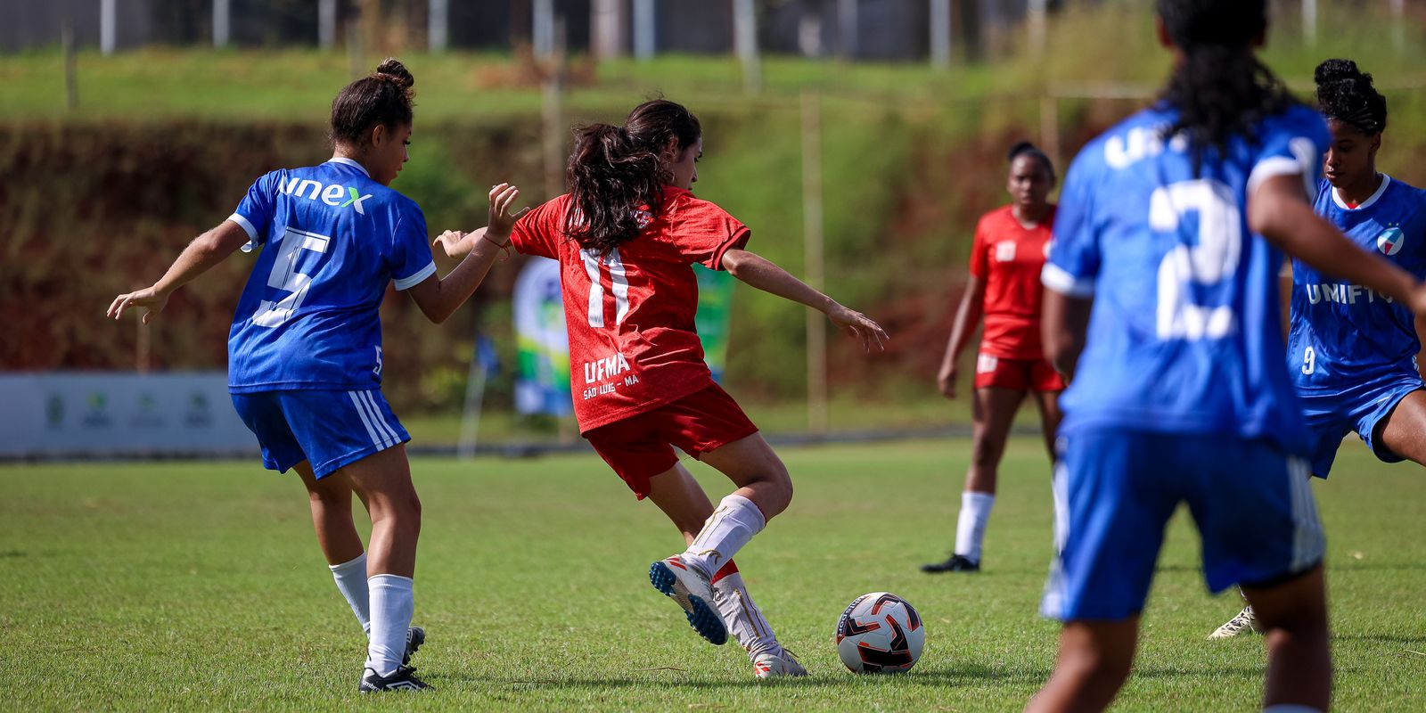 jubs-futebol-comeca-com-destaque-para-a-disputa-feminina