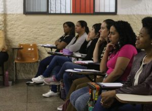 cursinho-popular-tem-ate-6-de-maio-para-inscricao-em-programa-do-mec