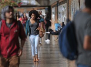 iniciativa-oferece-bolsas-para-alunos-negros-acessarem-ensino-superior
