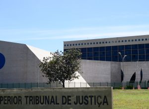 stj-autoriza-mudanca-de-registro-civil-para-genero-neutro